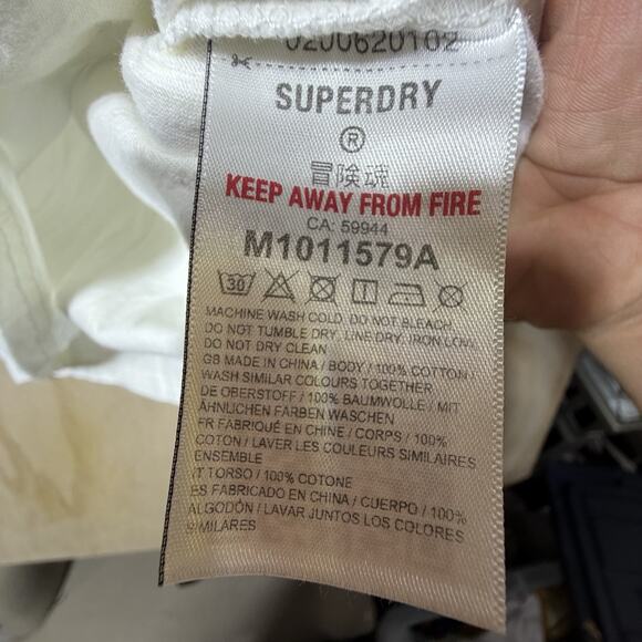 Superdry Men’s White Graphic T-Shirt Blue Logo “20” Back Size XL - Picture 6 of 8